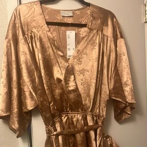 Dress Forum Rose Gold satin romper